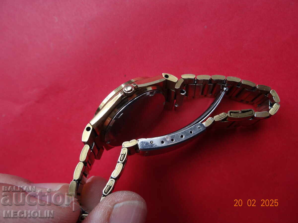 JAPANESE COLLECTOR'S WATCH SEIKO SD 100 QUARTZ - 6 JAPANESE COLLECTOR'S WATCH SEIKO SD 100 QUARTZ - 6