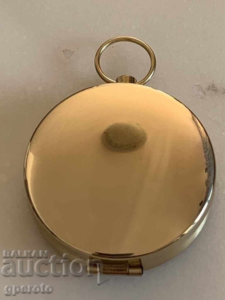 Stylish new compass in a brass case - 5 Stylish new compass in a brass case - 5