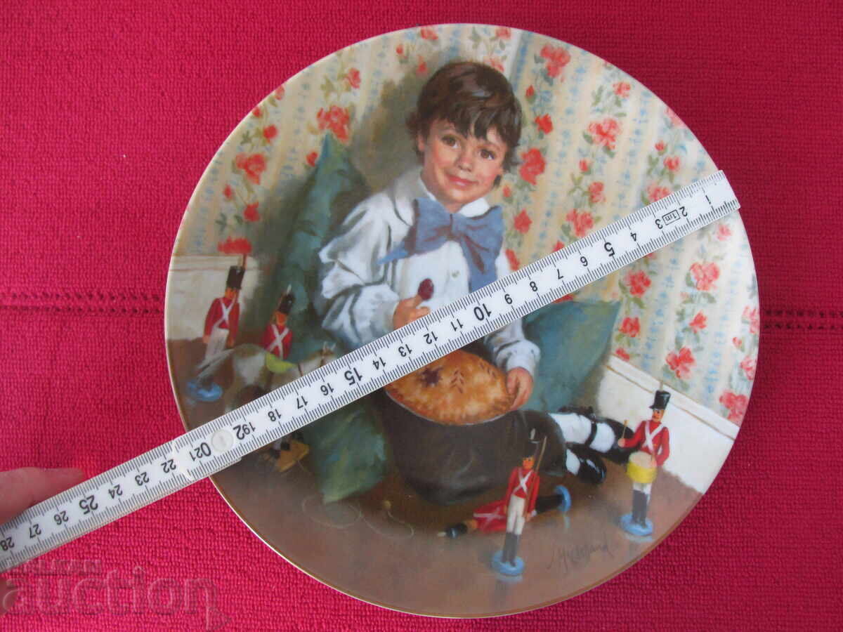 Auction Wall plate, decor, collection Auction Wall plate, decor, collection