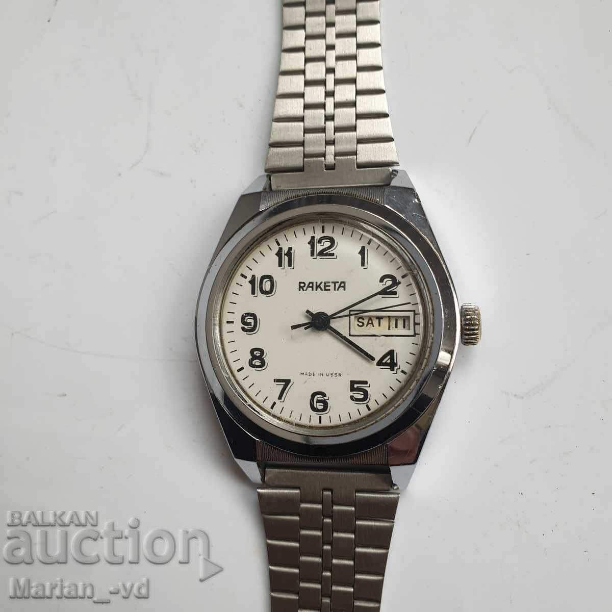 Ceas vechi retro mecanic cu rachetă cu preț 130.00 BGN | € 66.47 Ceas vechi retro mecanic cu rachetă cu preț 130.00 BGN | € 66.47