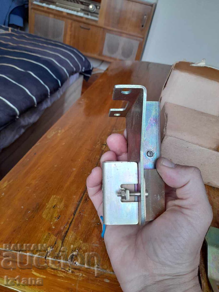 Delivery of Old electric trunk lock VAZ 2101,Lada,Zhiguli Delivery of Old electric trunk lock VAZ 2101,Lada,Zhiguli