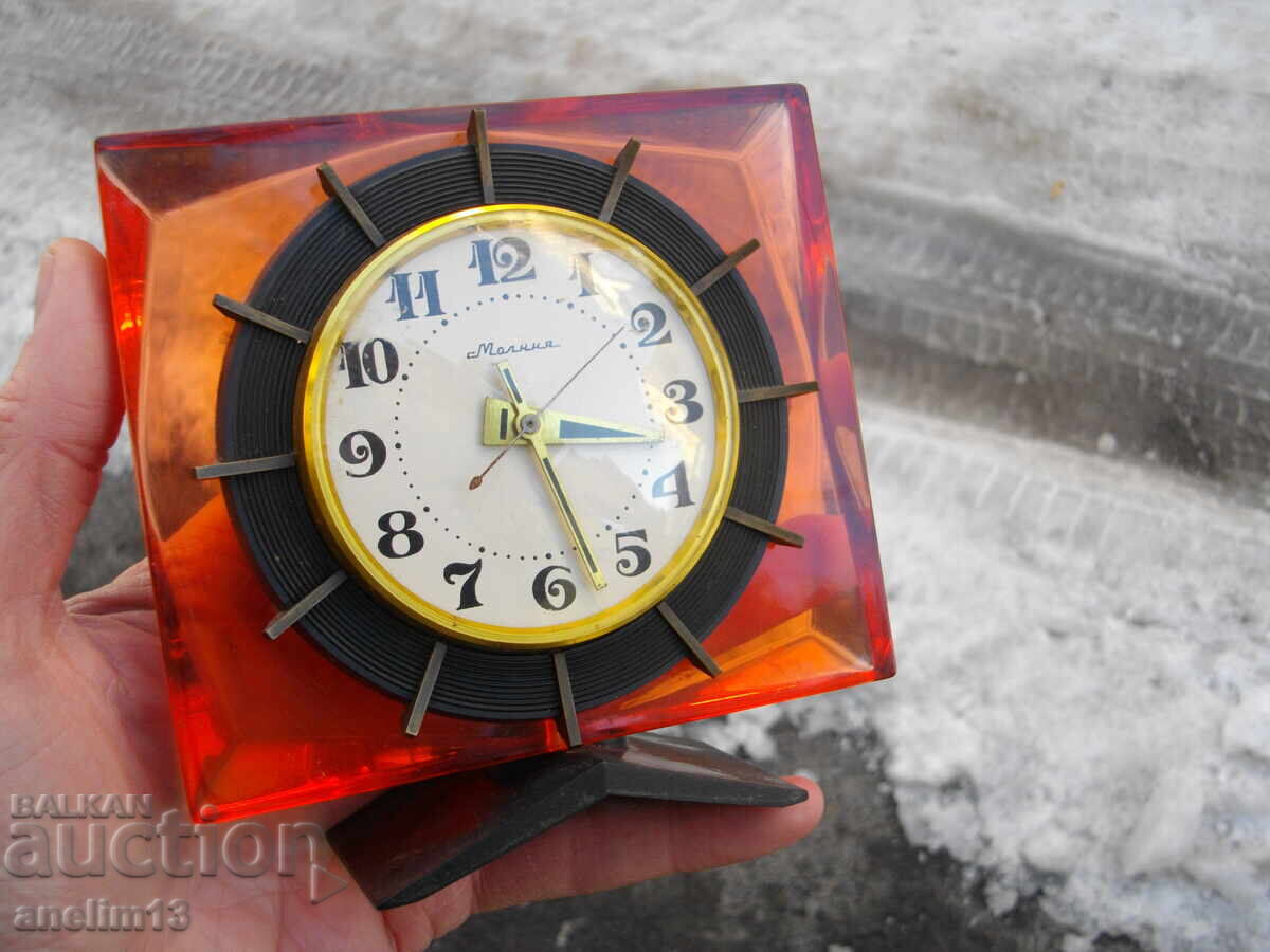 Auction COLLECTIBLE DESK WEEKLY CLOCK LIGHTNING LIGHTNING Auction COLLECTIBLE DESK WEEKLY CLOCK LIGHTNING LIGHTNING