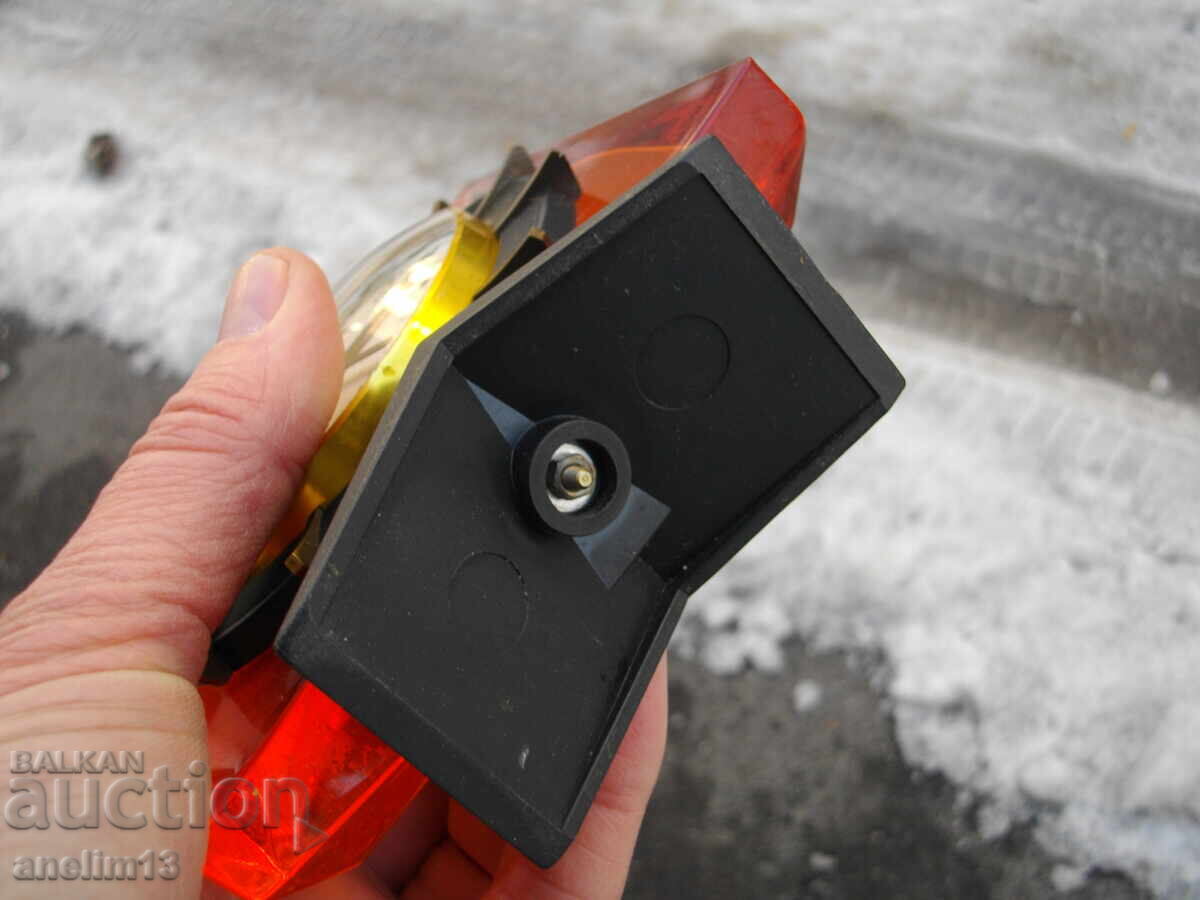 COLLECTIBLE DESK WEEKLY CLOCK LIGHTNING LIGHTNING - 7 COLLECTIBLE DESK WEEKLY CLOCK LIGHTNING LIGHTNING - 7