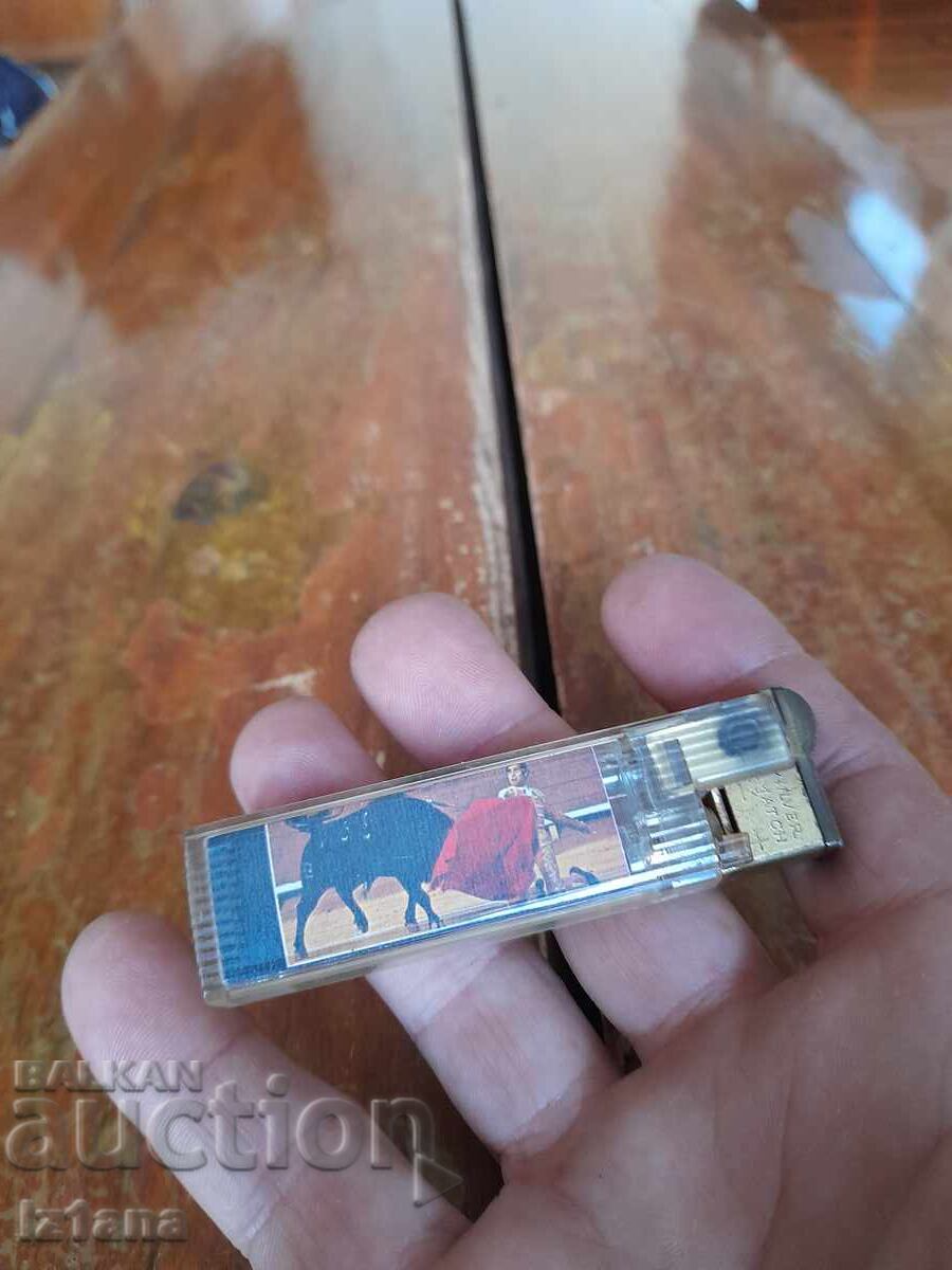 Old Silver Match lighter with price 27.00 BGN | € 13.80 Old Silver Match lighter with price 27.00 BGN | € 13.80