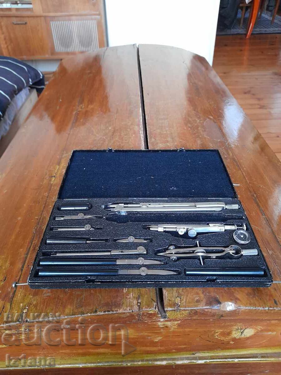 Auction Old Spectrum calipers Auction Old Spectrum calipers