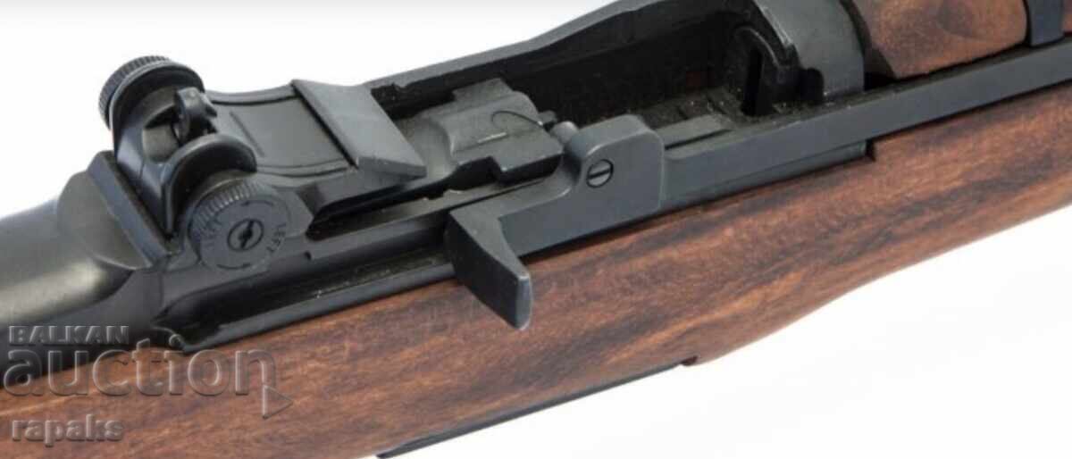 Auction Military M1 Garand rifle, not a carbine, Replica Auction Military M1 Garand rifle, not a carbine, Replica