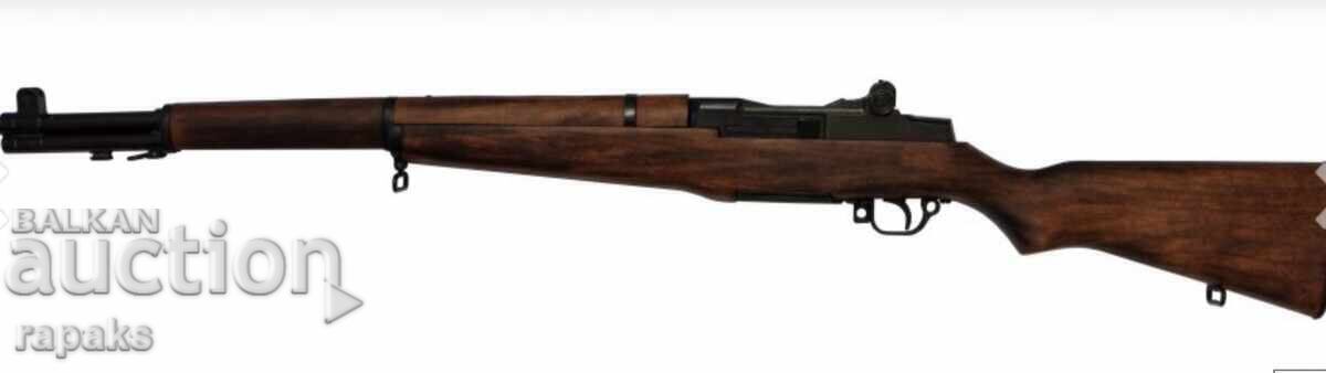 Delivery of Military M1 Garand rifle, not a carbine, Replica Delivery of Military M1 Garand rifle, not a carbine, Replica