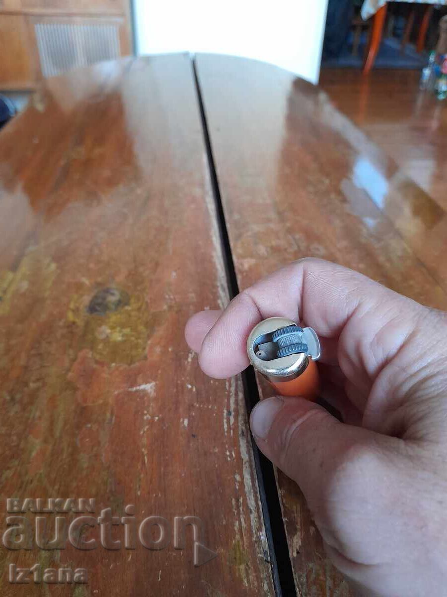 Old Feudor lighter - 5 Old Feudor lighter - 5