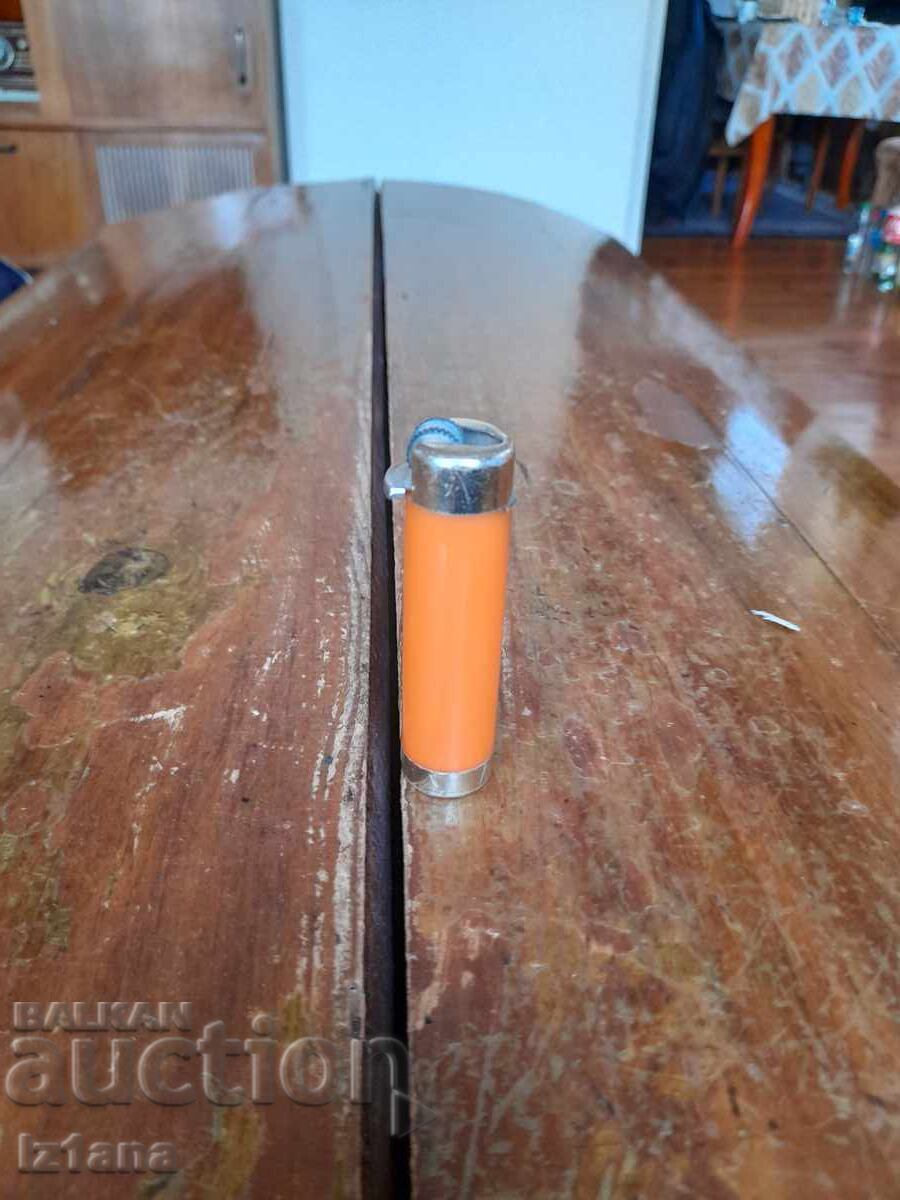 Old Feudor lighter Old Feudor lighter