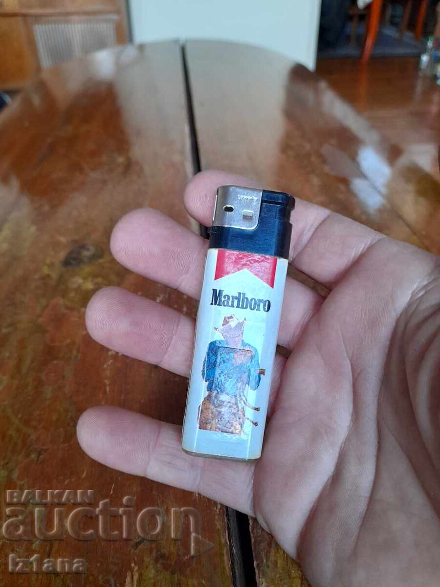 Auction  An old Marlboro lighter