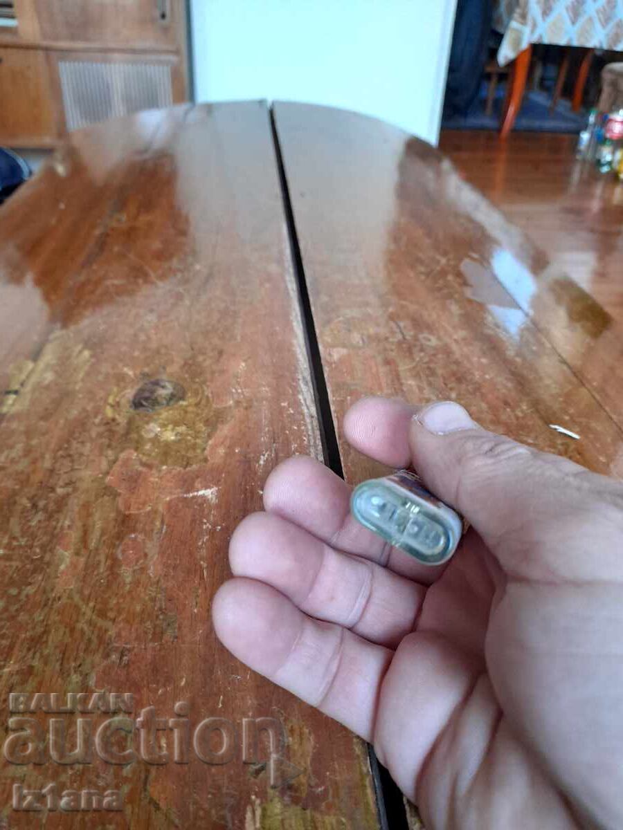 An old Marlboro lighter - 5