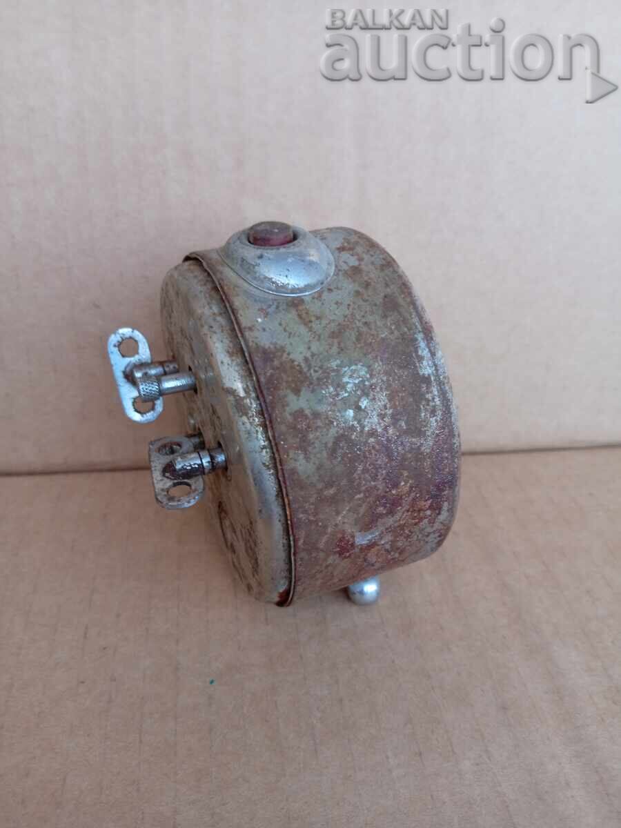Delivery of alarm clock YEREVAN clock factory retro Delivery of alarm clock YEREVAN clock factory retro