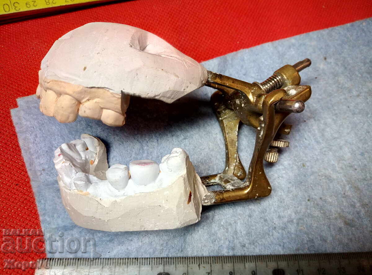 Old DENTAL BRASS OCCLUDATOR ARTICULATOR with SCREW - 5 Old DENTAL BRASS OCCLUDATOR ARTICULATOR with SCREW - 5