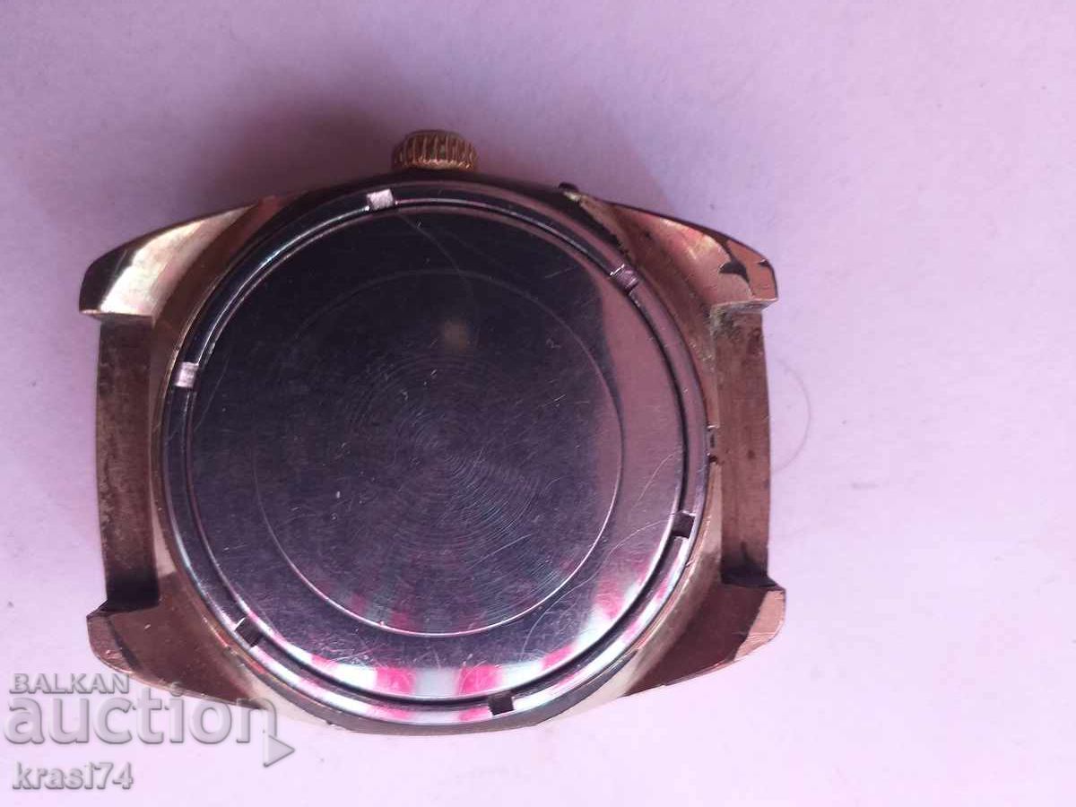 Gold plated watch with price 45.00 BGN | € 23.01 Gold plated watch with price 45.00 BGN | € 23.01