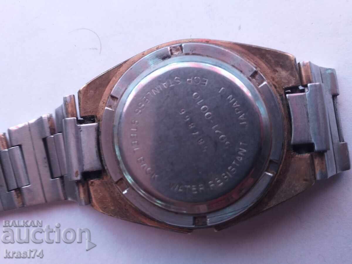 Επιχρυσωμένο ρολόι - αυτόματο με τιμή 45.00 BGN | € 23.01 Επιχρυσωμένο ρολόι - αυτόματο με τιμή 45.00 BGN | € 23.01