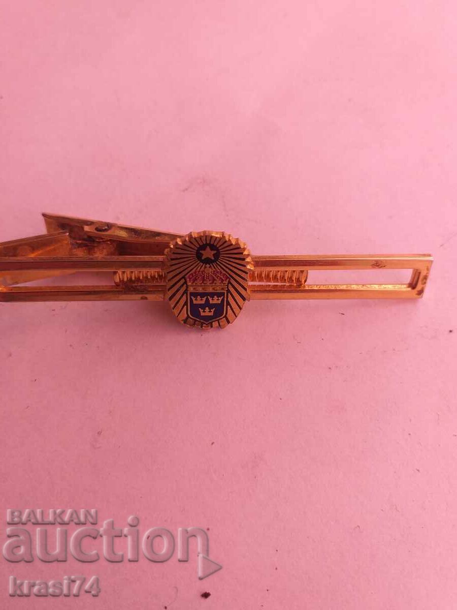 Gold-plated tie pin Gold-plated tie pin