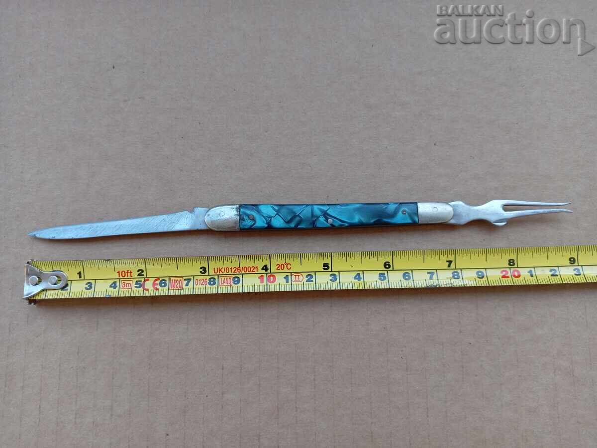 retro HAMMER AND SICKLE 70s leg with price 21.00 BGN | € 10.74 retro HAMMER AND SICKLE 70s leg with price 21.00 BGN | € 10.74