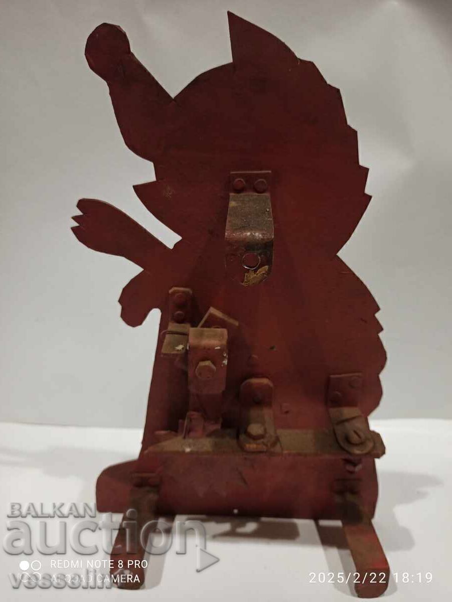 Auction  Old mechanical target from a shooting range operating in the late 70s