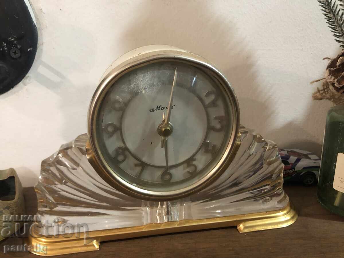 DESK CLOCK ALARM CLOCK BEACON with price 25.00 BGN | € 12.78 DESK CLOCK ALARM CLOCK BEACON with price 25.00 BGN | € 12.78