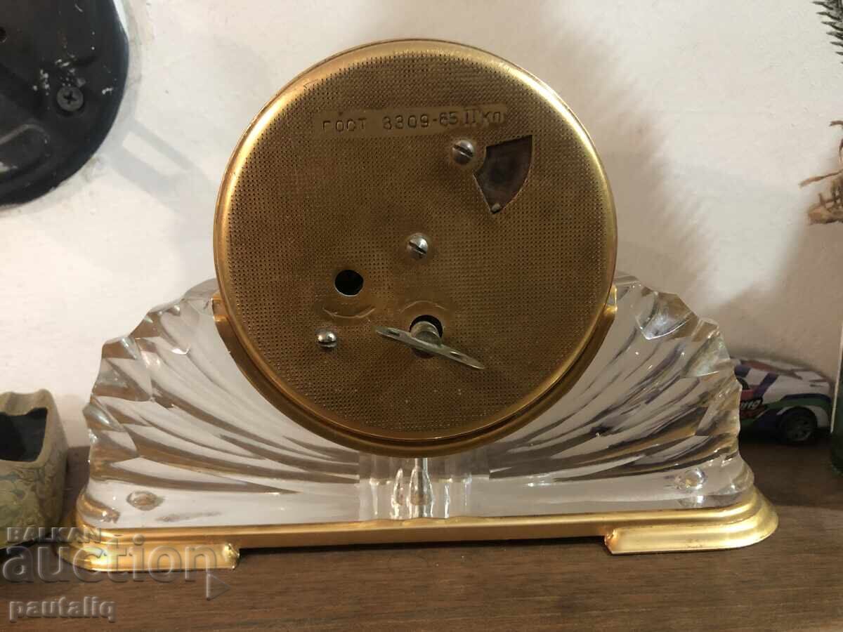 Auction DESK CLOCK ALARM CLOCK BEACON Auction DESK CLOCK ALARM CLOCK BEACON