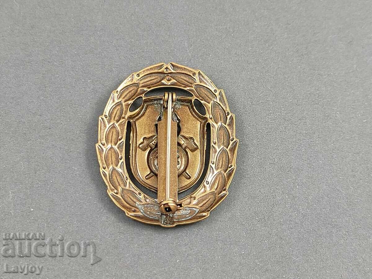 Insigna de merit al serviciului german de pompieri - 5 Insigna de merit al serviciului german de pompieri - 5