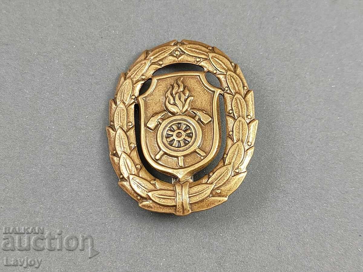 Insigna de merit al serviciului german de pompieri Insigna de merit al serviciului german de pompieri