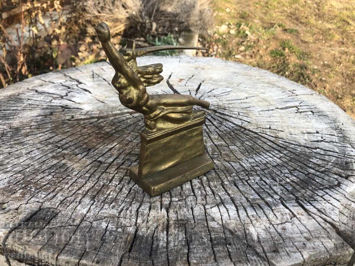 Livrarea STATUETA PLASTIC BRONZ Livrarea STATUETA PLASTIC BRONZ