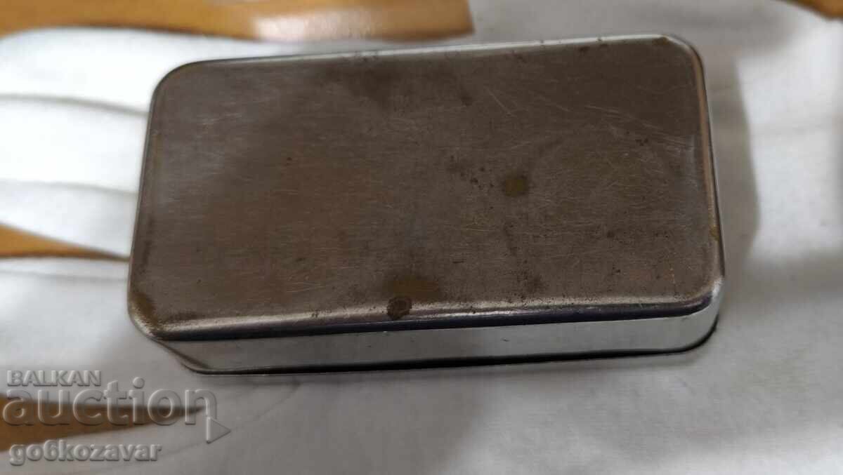 Δημοπρασία Ιατρικό μεταλλικό ρετρό κουτί Δημοπρασία Ιατρικό μεταλλικό ρετρό κουτί