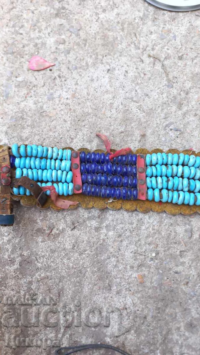 Auction BLUE GLASS HORSE AMMUNITION Auction BLUE GLASS HORSE AMMUNITION