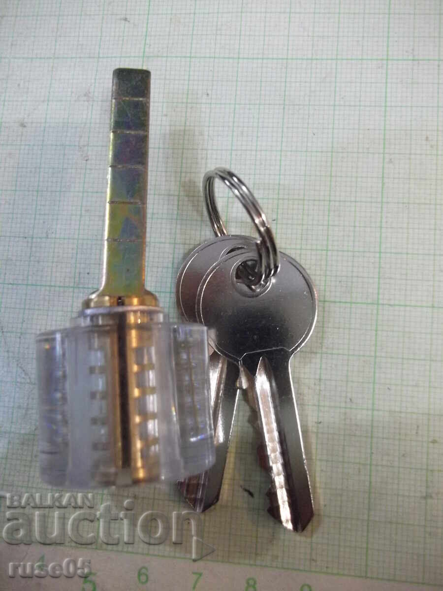 Auction Transparent lock with two keys, new Auction Transparent lock with two keys, new