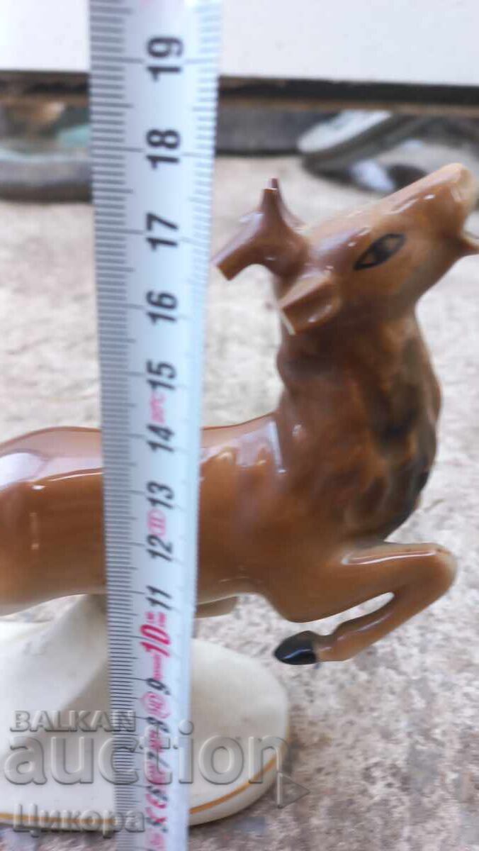 Delivery of OLD BULGARIAN PORCELAIN STATUETTE DEER FIGURE Delivery of OLD BULGARIAN PORCELAIN STATUETTE DEER FIGURE