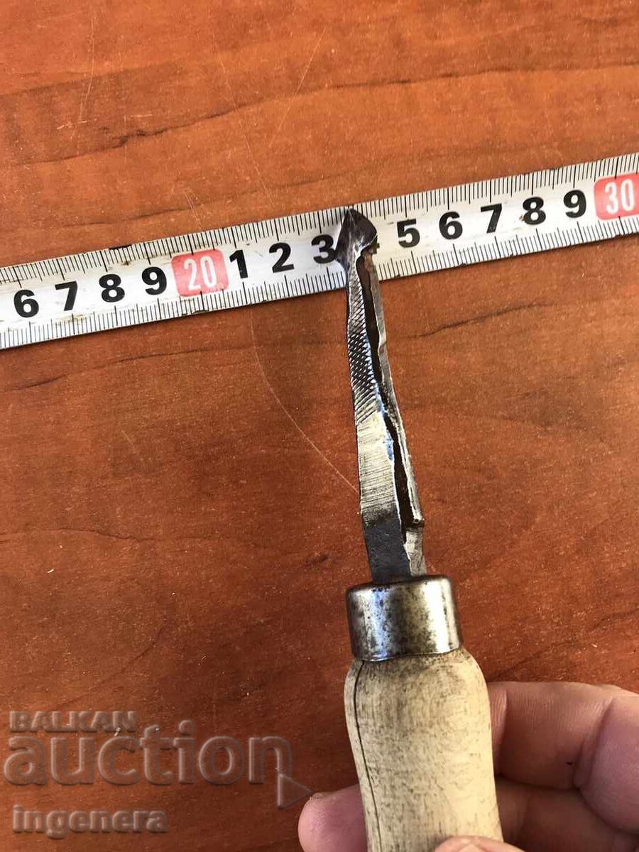 TOOL KNIFE HANDLE with price 7.00 BGN | € 3.58 TOOL KNIFE HANDLE with price 7.00 BGN | € 3.58