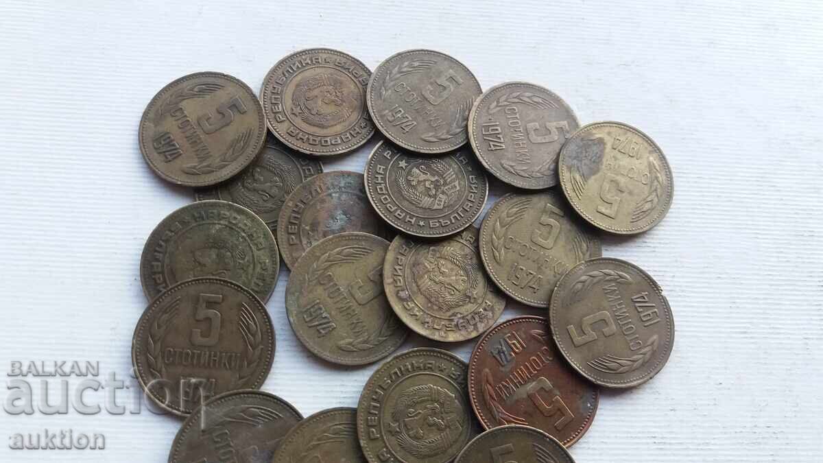 5 HUNDREDS 1974 ISSUE 19 - 6 5 HUNDREDS 1974 ISSUE 19 - 6