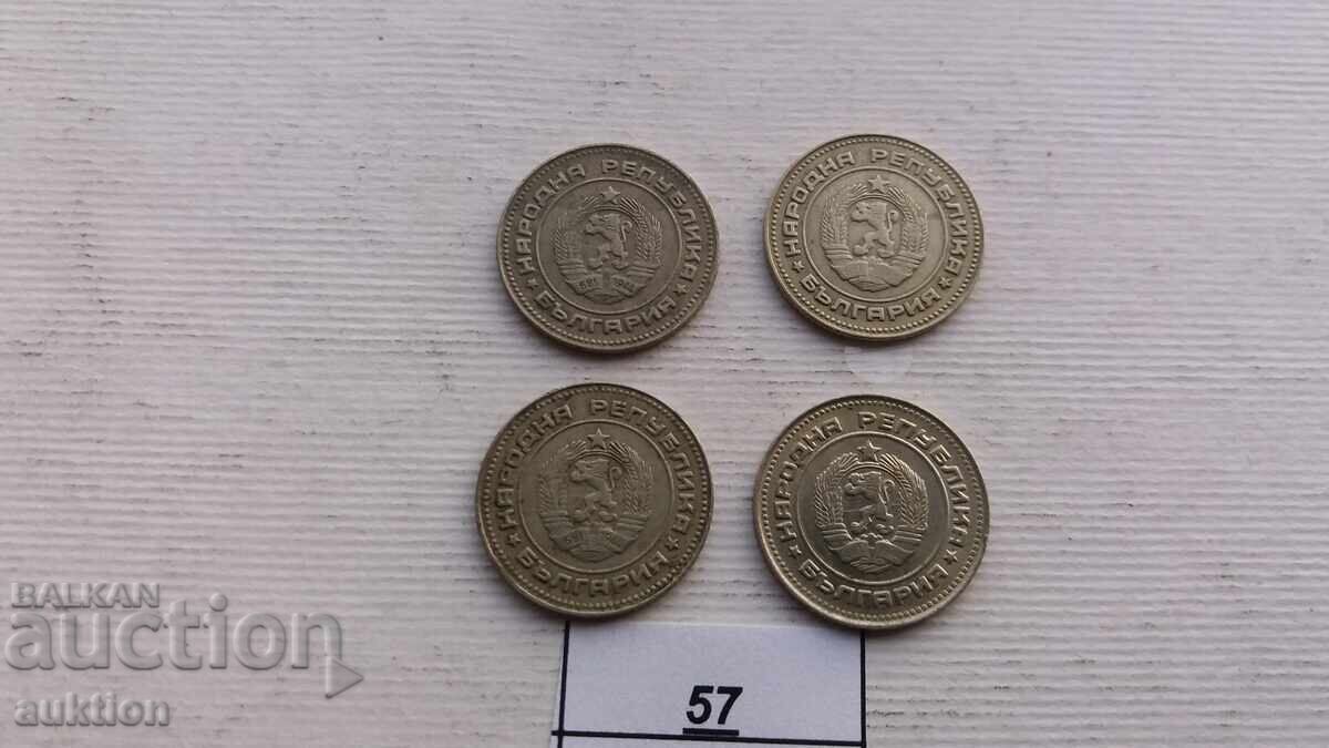 Delivery of 10 HUNDREDS 1974 4 ISSUES Delivery of 10 HUNDREDS 1974 4 ISSUES