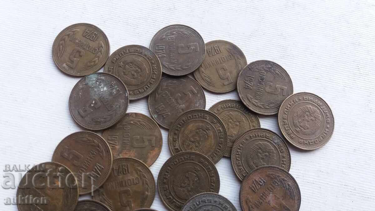 Delivery of 5 HUNDREDS 1974 - 20 ISSUES Delivery of 5 HUNDREDS 1974 - 20 ISSUES