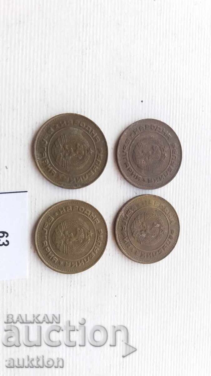 Delivery of 2 HUNDREDS 1988 AND 1989 4 ISSUES Delivery of 2 HUNDREDS 1988 AND 1989 4 ISSUES