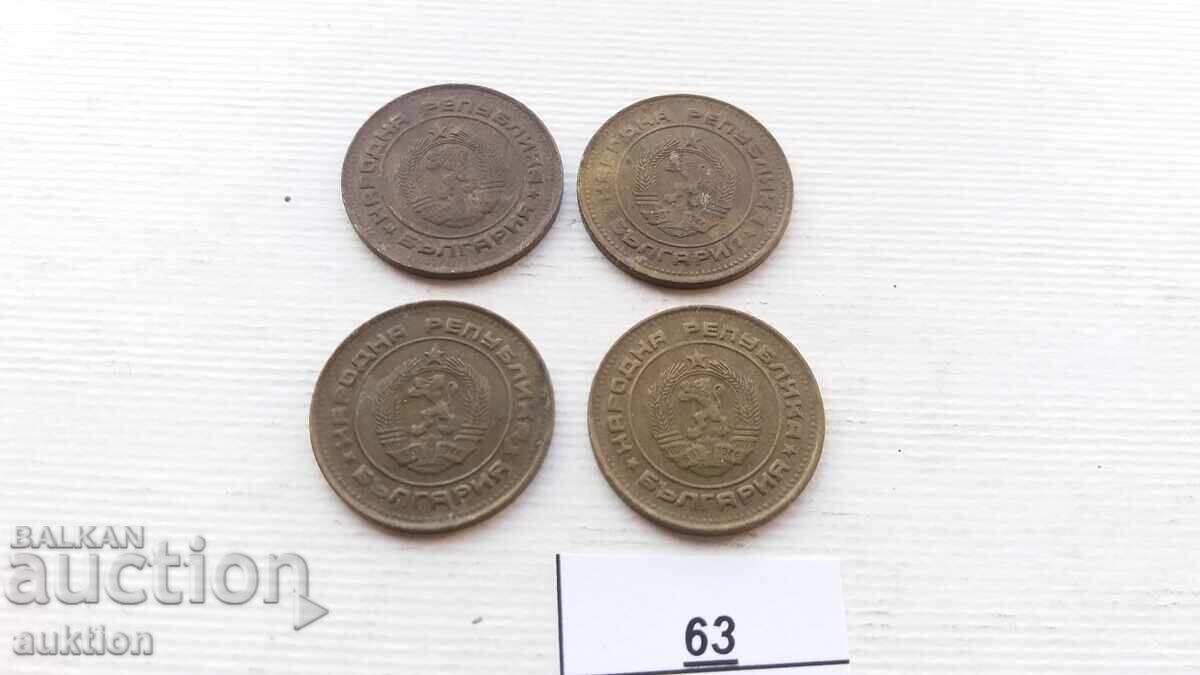 2 HUNDREDS 1988 AND 1989 4 ISSUES - 5 2 HUNDREDS 1988 AND 1989 4 ISSUES - 5