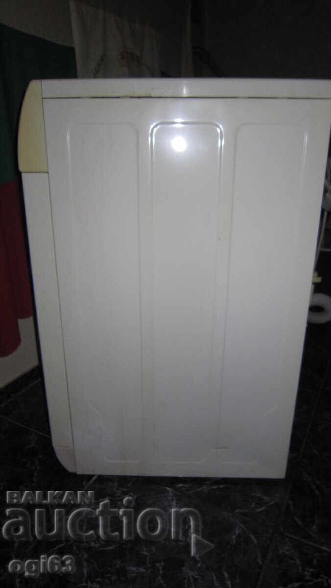 Mașina de spălat "BAUKNECHT" cu preț 50.00 BGN | € 25.56