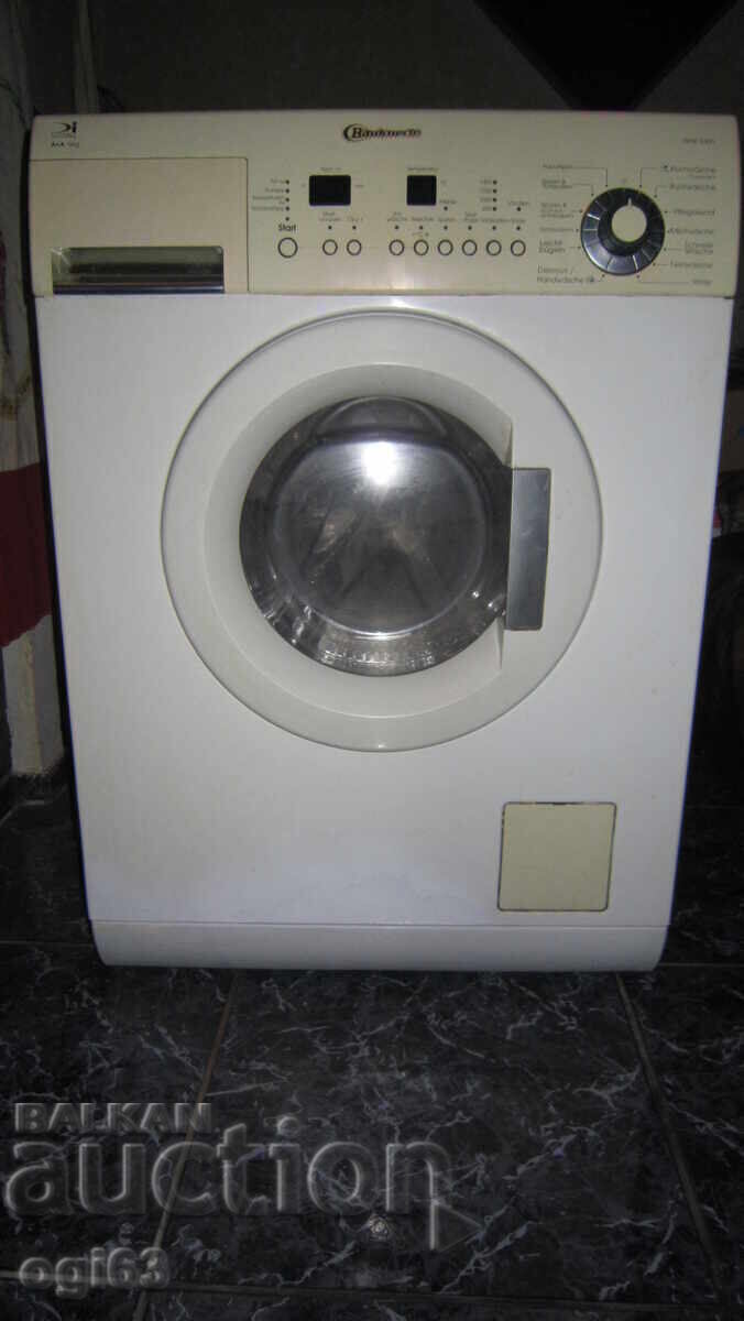 Mașina de spălat "BAUKNECHT"