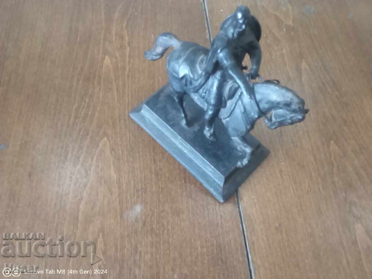 Kasli Prince Yuri Dolgoruky Sculpture, Plastic, New Price 270 - 6 Kasli Prince Yuri Dolgoruky Sculpture, Plastic, New Price 270 - 6