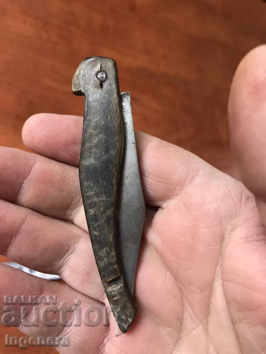 Delivery of FOLDING KNIFE, VERY OLD, HORN-BLADE, LEG Delivery of FOLDING KNIFE, VERY OLD, HORN-BLADE, LEG