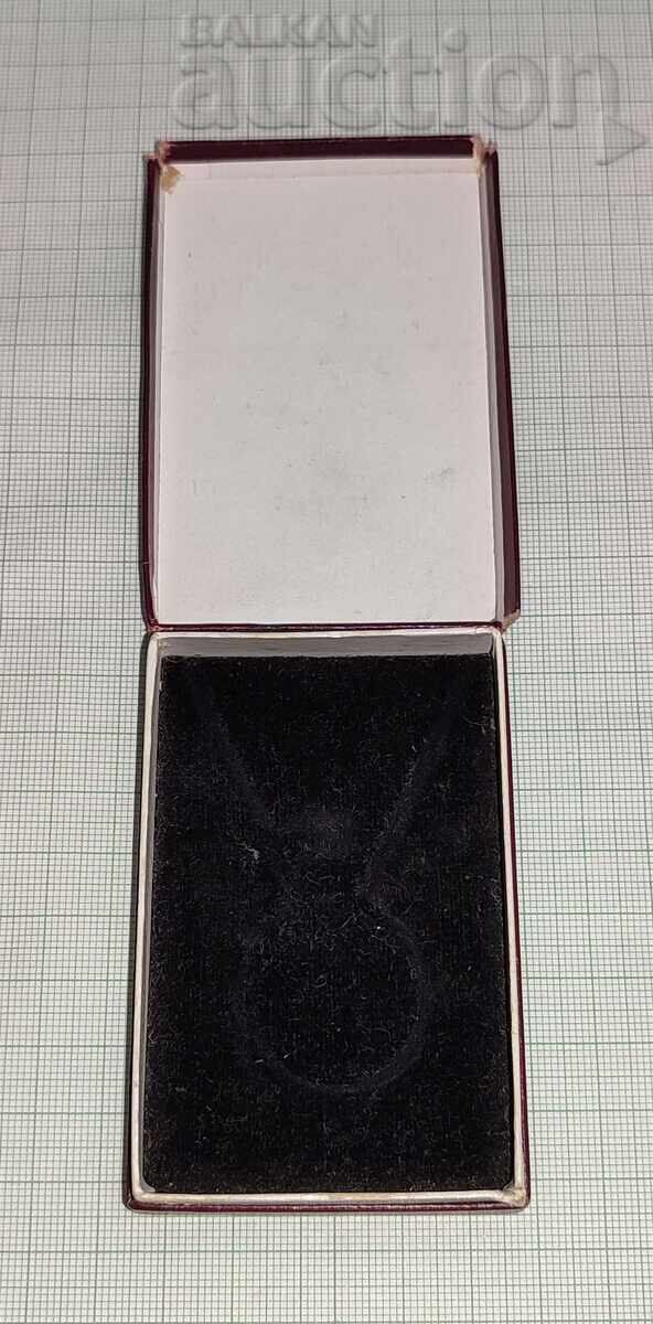 Auction SILVER MEDAL OF MERIT KINGDOM OF BULGARIA BOX Auction SILVER MEDAL OF MERIT KINGDOM OF BULGARIA BOX