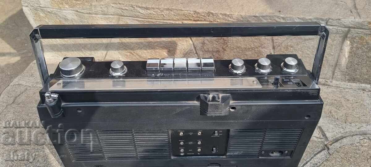 Old Phillips cassette player - 6 Old Phillips cassette player - 6