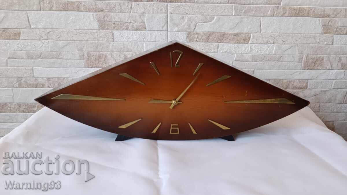 Стар настолен / каминен часовник - ВЕСНА - 1970г. - 5 Стар настолен / каминен часовник - ВЕСНА - 1970г. - 5