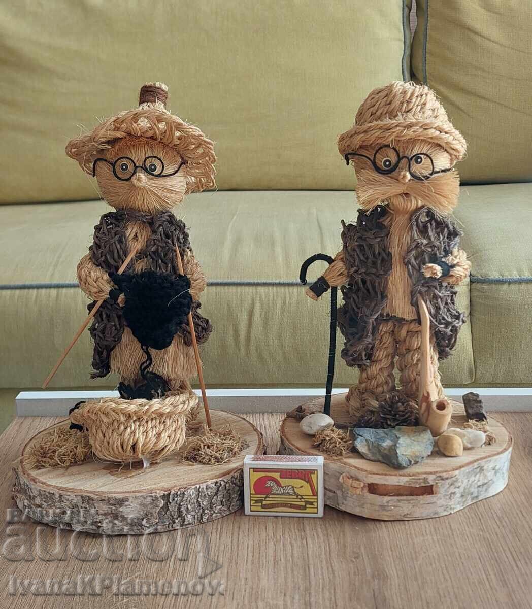 Delivery of Figurines for connoisseurs, two pieces Delivery of Figurines for connoisseurs, two pieces