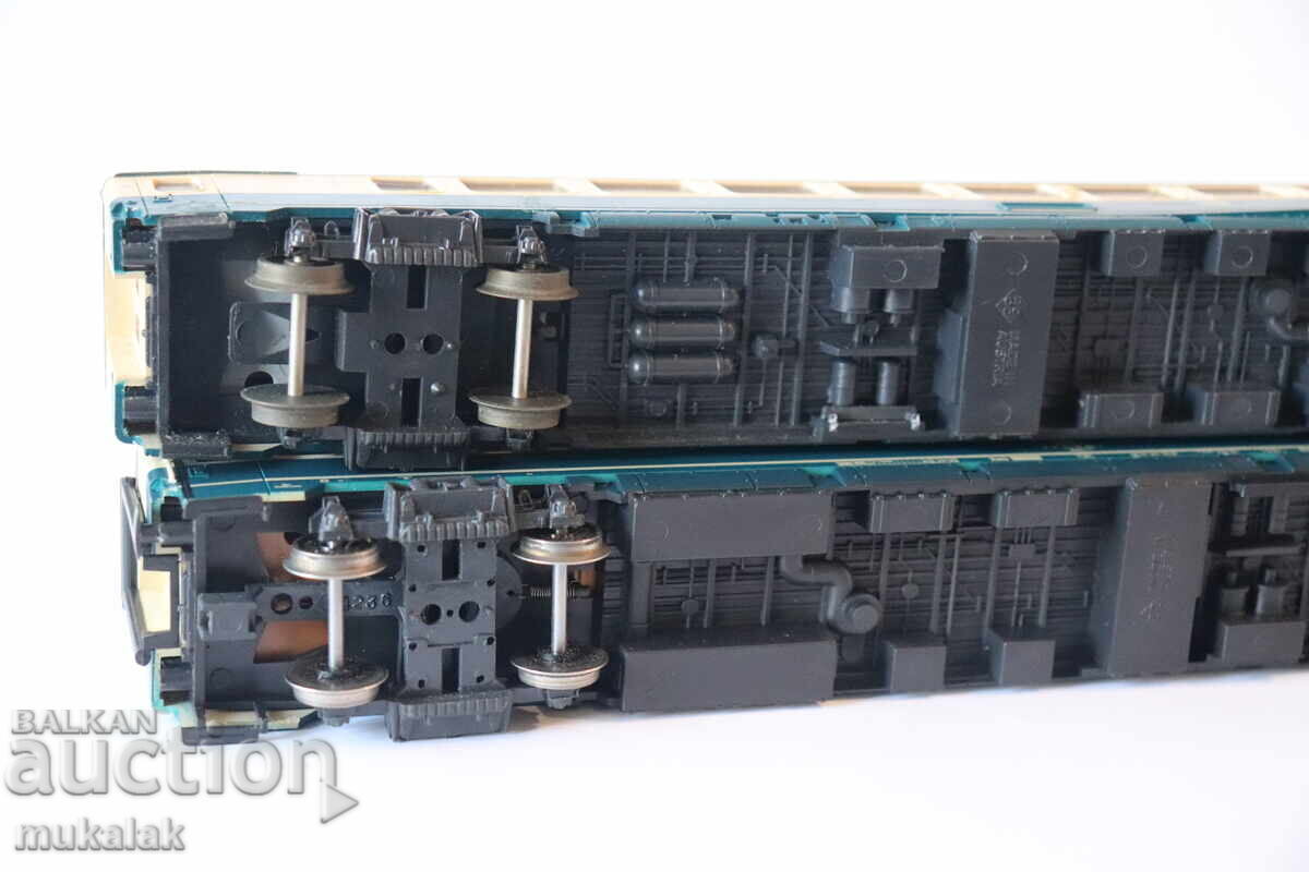 H0 1/87 ROCO LOCOMOTIVE WAGON TRAIN TRAIN RAILWAY LOT 2 PCS. - 6 H0 1/87 ROCO LOCOMOTIVE WAGON TRAIN TRAIN RAILWAY LOT 2 PCS. - 6