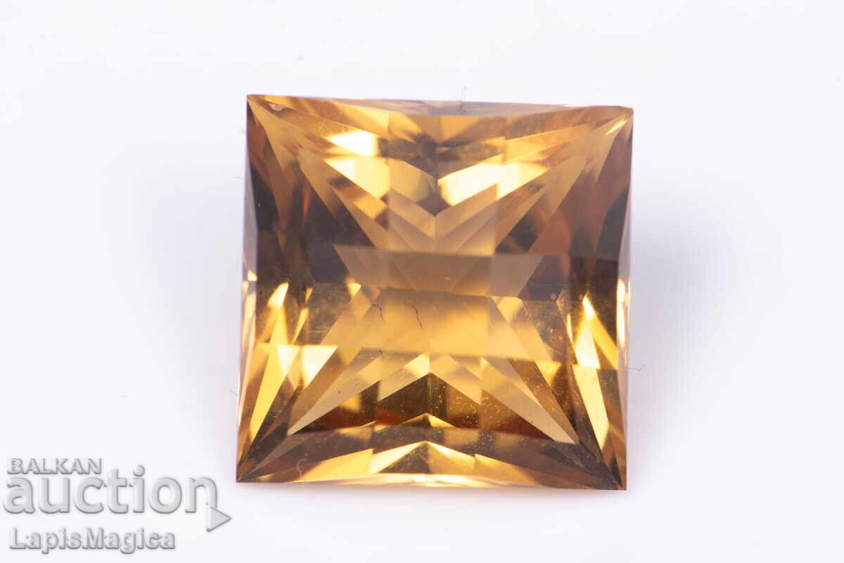 Citrine 6.78ct 11mm VS fancy radiant cut Citrine 6.78ct 11mm VS fancy radiant cut