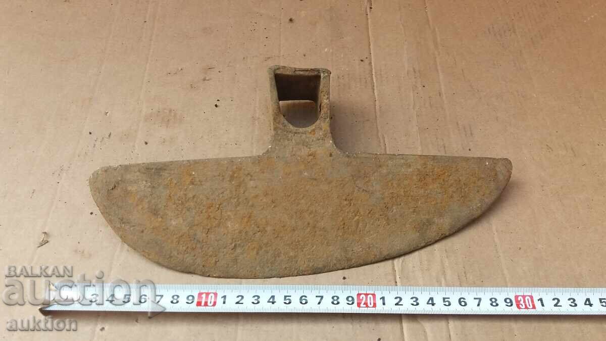 hoe - solid iron with price 4.99 BGN | € 2.55 hoe - solid iron with price 4.99 BGN | € 2.55