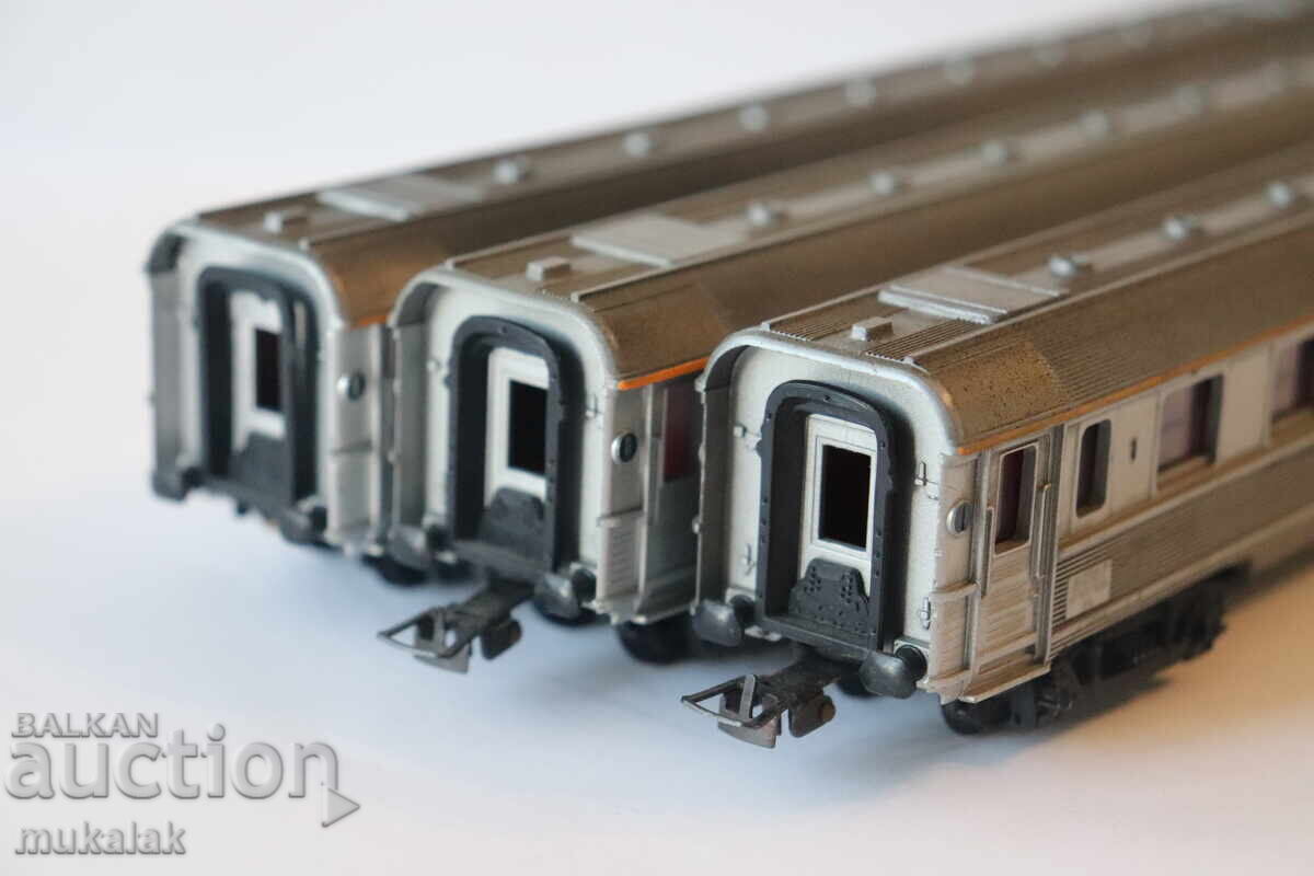 H0 1/87 MECCANO LOCOMOTIVE WAGON TRAIN TRAIN RAILWAY LOT 3 PCS. - 5 H0 1/87 MECCANO LOCOMOTIVE WAGON TRAIN TRAIN RAILWAY LOT 3 PCS. - 5