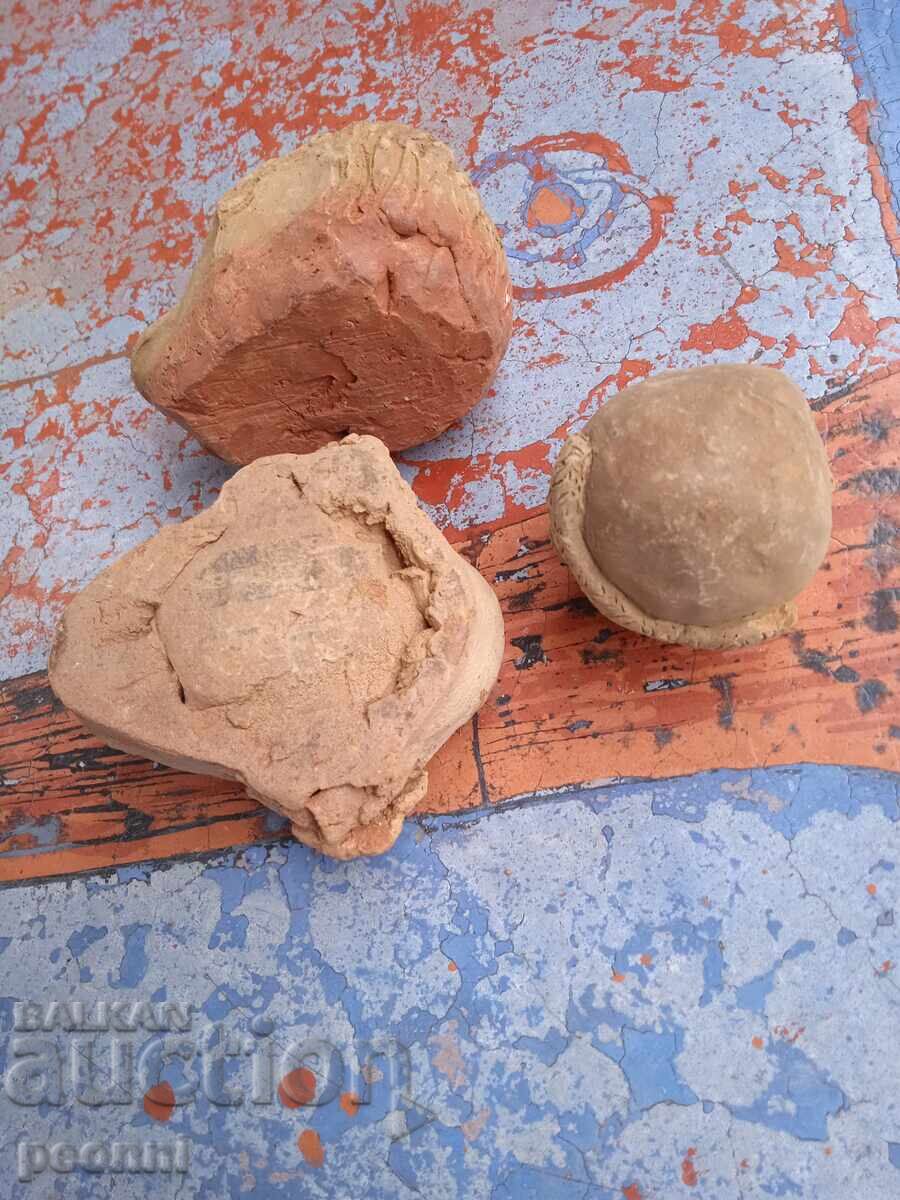 Three clay heads, handmade - 7